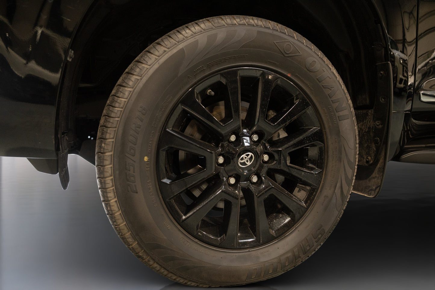 Toyota Landcruiser Prado GR