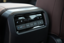 Charger l'image dans la galerie, Toyota Prado 7 Places