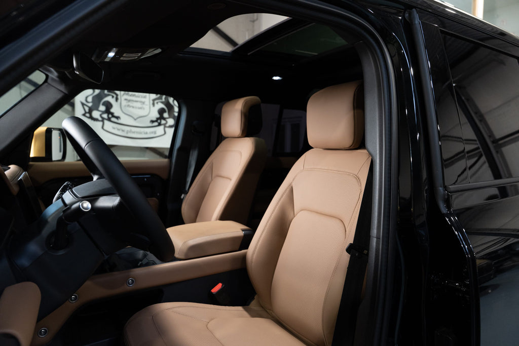 Land Rover Defender V8 110 P425 X-Dynamic VIP