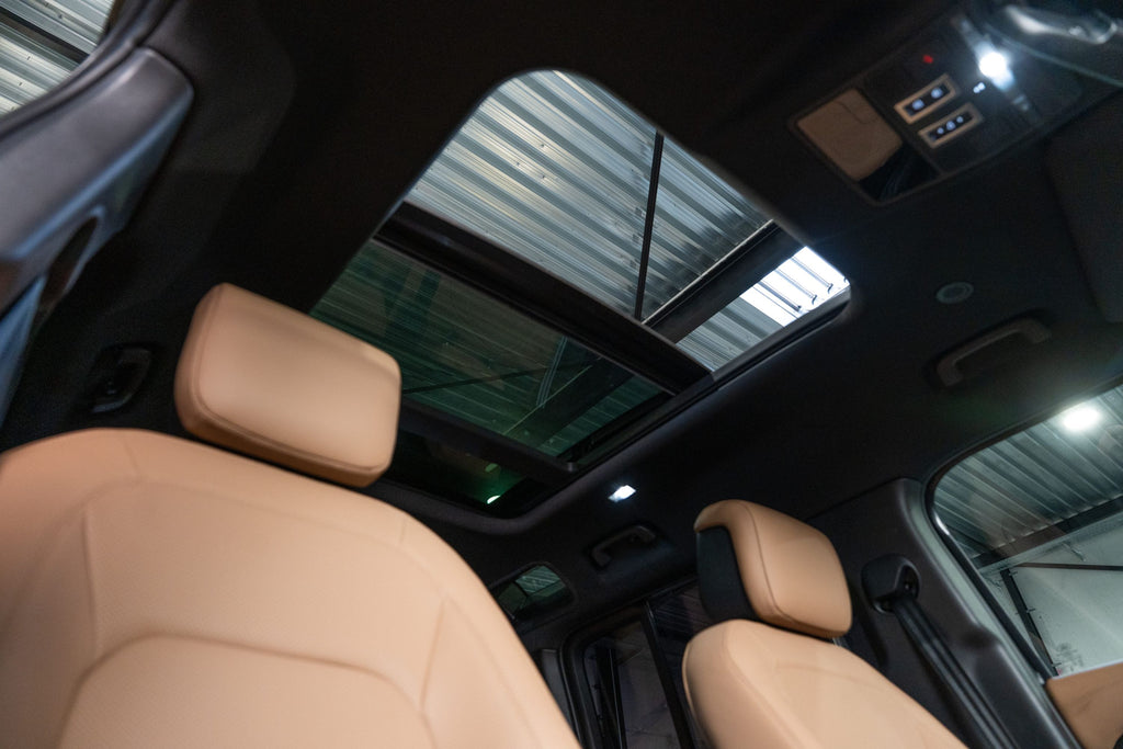 Land Rover Defender V8 110 P425 X-Dynamic VIP