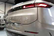 Charger l'image dans la galerie, Range Rover Sport SV CARBON P635 V8