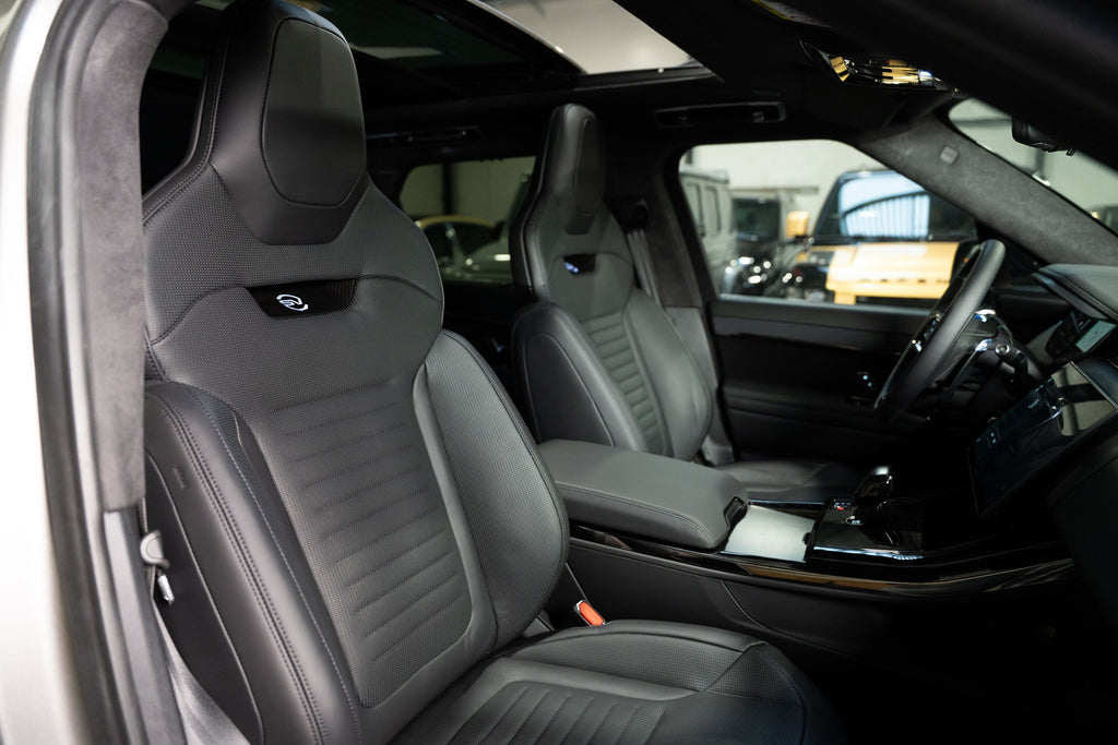 Range Rover Sport SV CARBON P635 V8