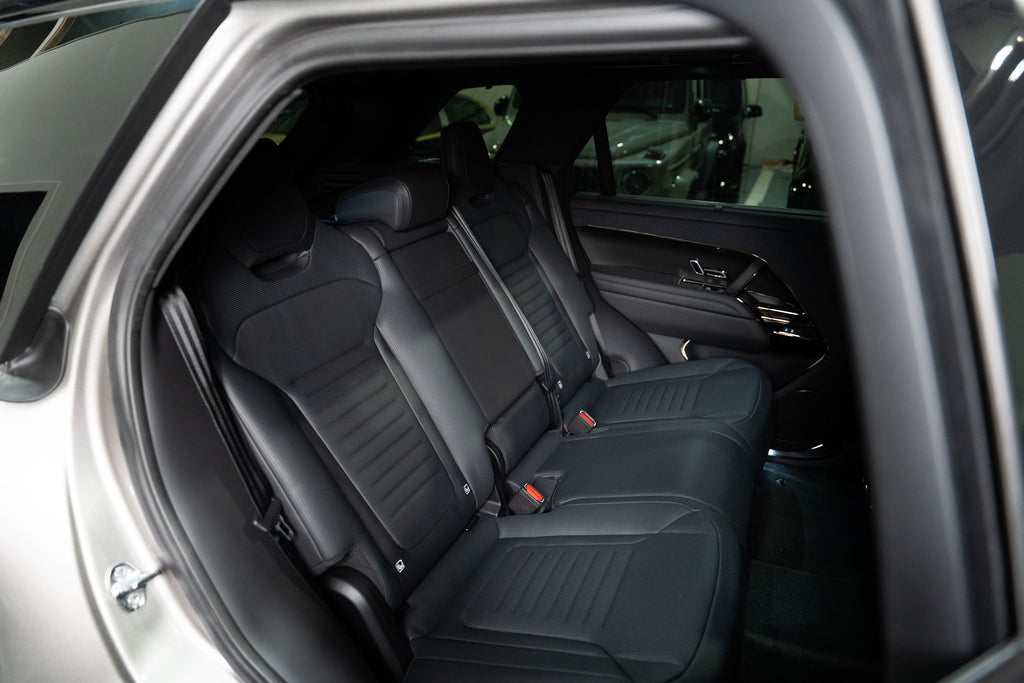 Range Rover Sport SV CARBON P635 V8