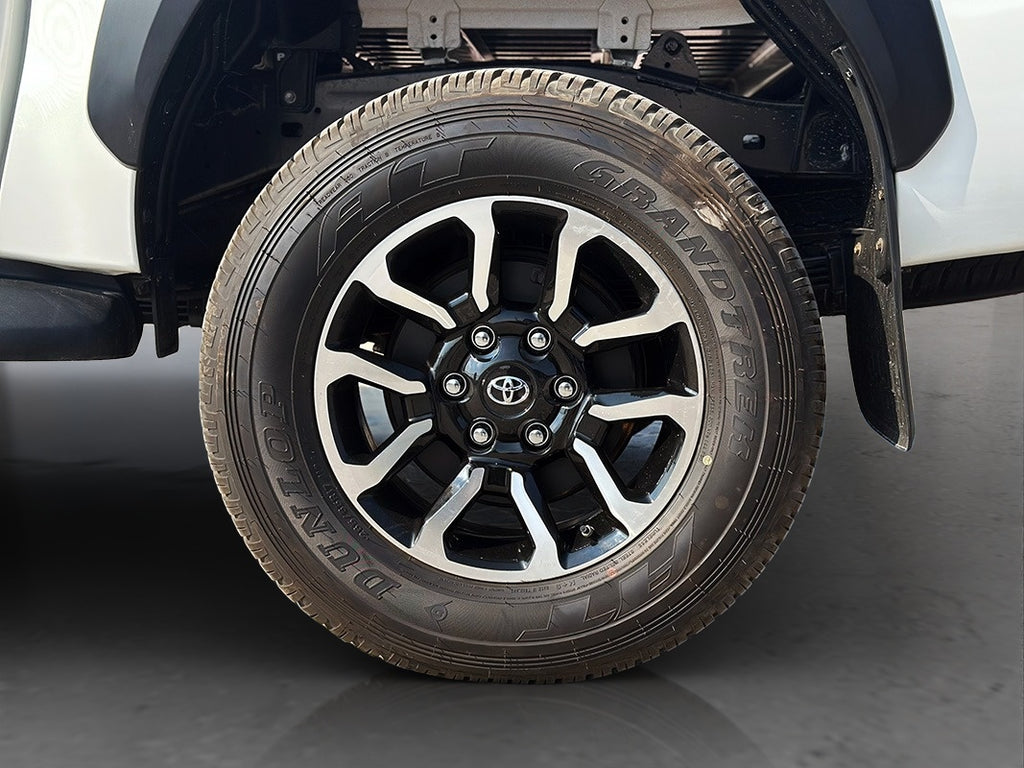 Hilux SR5 DC Automatic 