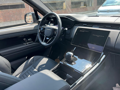 Range Rover Sport SV CARBON P635 V8