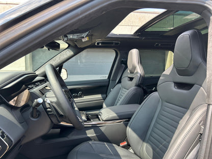 Range Rover Sport SV CARBON P635 V8