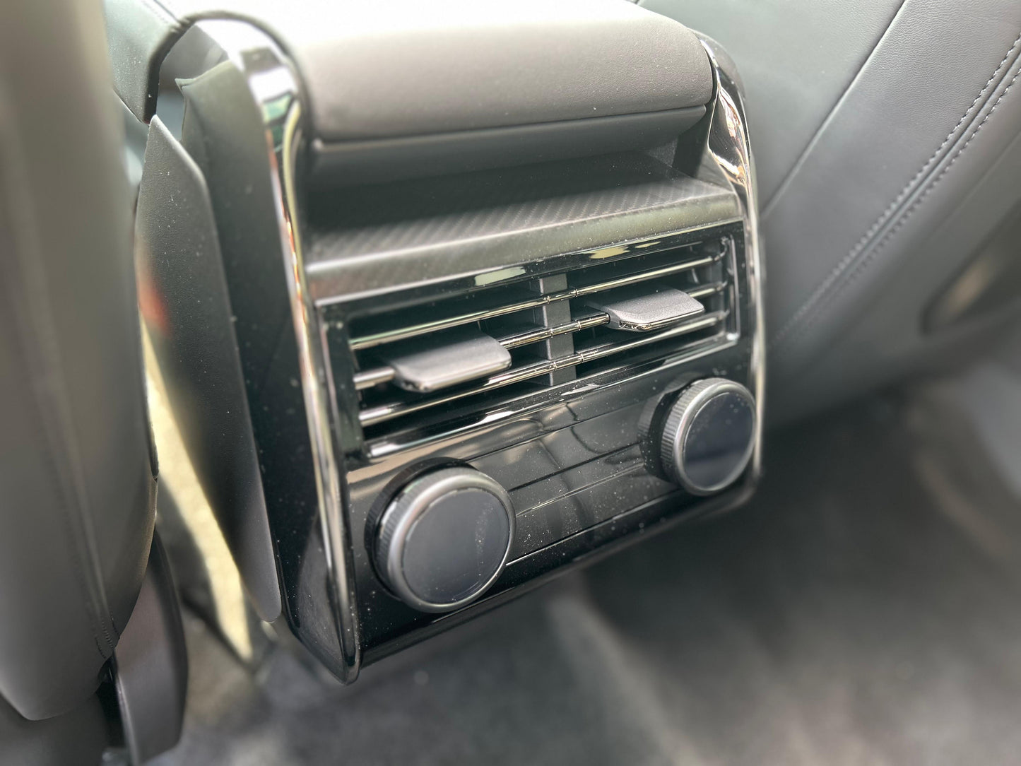 Range Rover Sport SV CARBON P635 V8