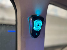 Charger l'image dans la galerie, Toyota Landcruiser VIP