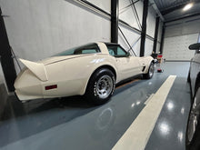 Charger l'image dans la galerie, Corvette C3 L.82