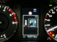 Charger l'image dans la galerie, TOYOTA Hilux Lounge 2.8L DIESEL 4X4