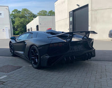 Charger l'image dans la galerie, Lamborghini Adventador