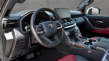 Charger l'image dans la galerie, Land Cruiser VXR 3.5L TWIN TURBO