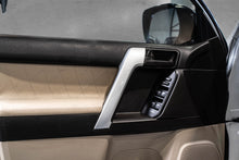 Charger l'image dans la galerie, Toyota Landcruiser Prado TXL