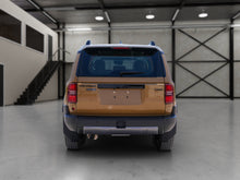 Charger l'image dans la galerie, Toyota Prado 7 Places