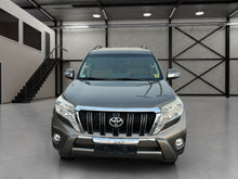 Charger l'image dans la galerie, Toyota Landcruiser Prado VX