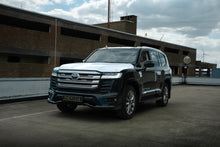 Charger l'image dans la galerie, Toyota Landcruiser VIP