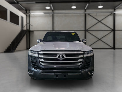 Toyota LC300 VX.R Twin Turbo