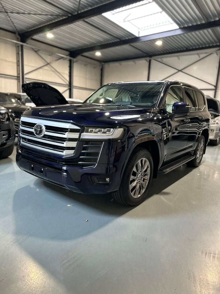 Land Cruiser VIP EXECUTIVE NEW