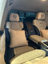 Charger l'image dans la galerie, Land Cruiser VIP EXECUTIVE NEW