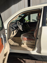 Charger l'image dans la galerie, Toyota Landcruiser Prado 2019