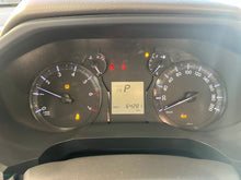 Charger l'image dans la galerie, Toyota Landcruiser Prado 2019