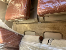 Charger l'image dans la galerie, Toyota Landcruiser Prado 2019