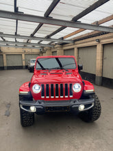 Load image into Gallery viewer, Jeep Wrangler Sahara