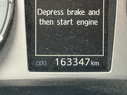 TOYOTA Hilux Lounge 2.8L DIESEL 4X4