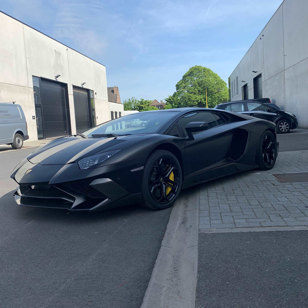 Lamborghini Adventador