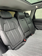 Charger l'image dans la galerie, SPORT P525 V8 7 SEATER