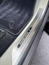 Charger l'image dans la galerie, P635 SV LWB 4 SEATS