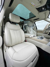Charger l'image dans la galerie, P635 SV LWB 4 SEATS