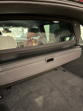 Charger l'image dans la galerie, BMW X5 VR6 SECURITY PLUS (B6 ARMORED)