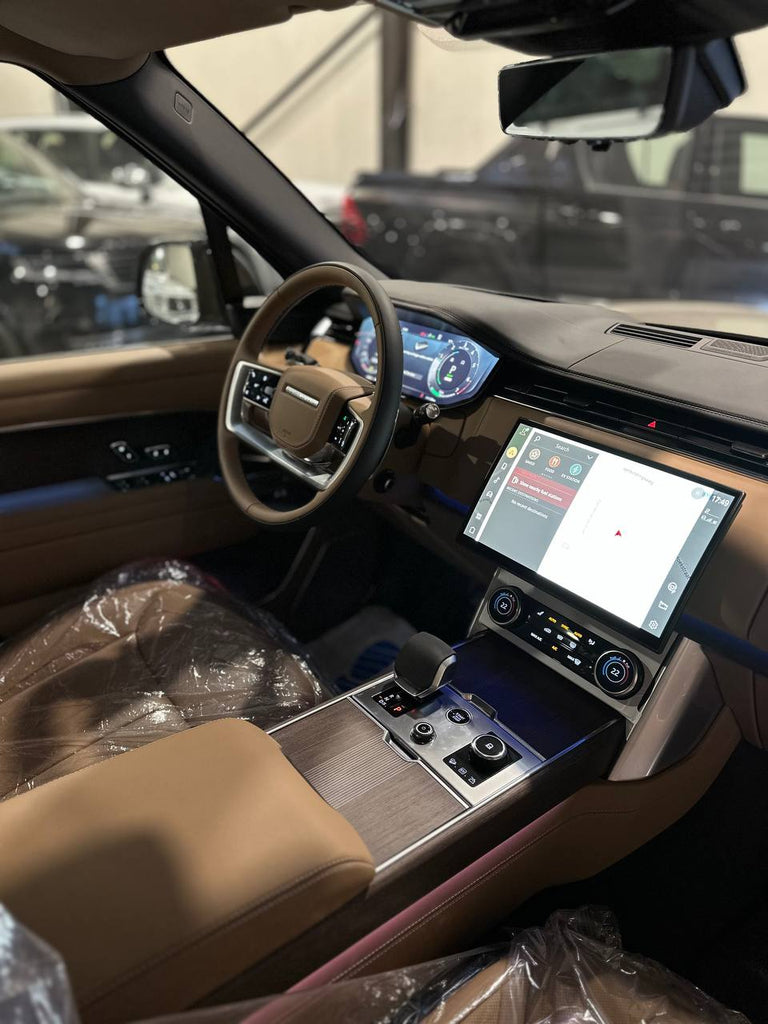 Land Rover Range Rover P440e Hybrid